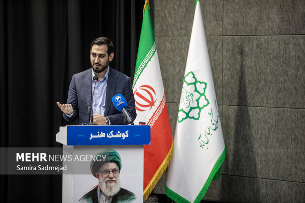 خون دلی که لعل شد