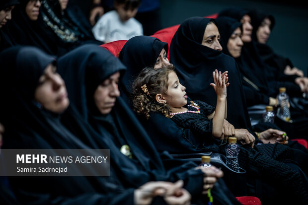 خون دلی که لعل شد