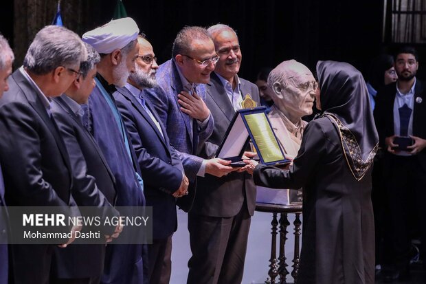عهد طبیب در اردبیل