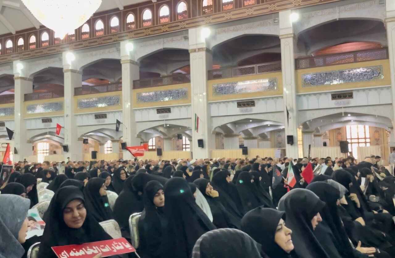 آیین گرامیداشت چهلمین روز خاکسپاری رهبرشهید انقلاب در تبریز