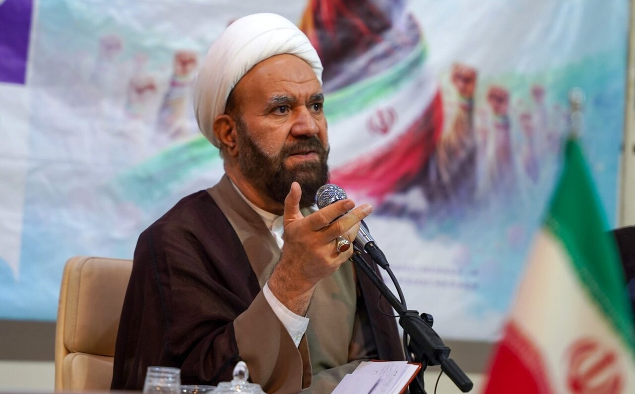 بررسی جامع: کلانتری: استعمار فرانو به دنبال تغییر ذهن ملت‌ها است | مهر - کد cb94