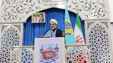 امام جمعه پارسیان: دولت برای مهار گرانی‌ها برنامه ملموس ارائه کند