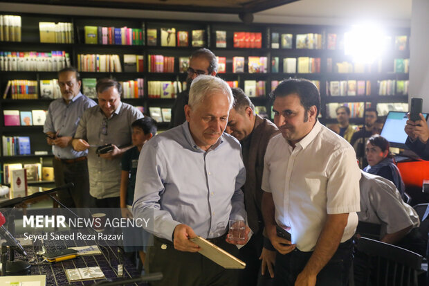 رویداد گفت‌وگو درباره کتاب «اقتصاد از دیدگاه انسانی»