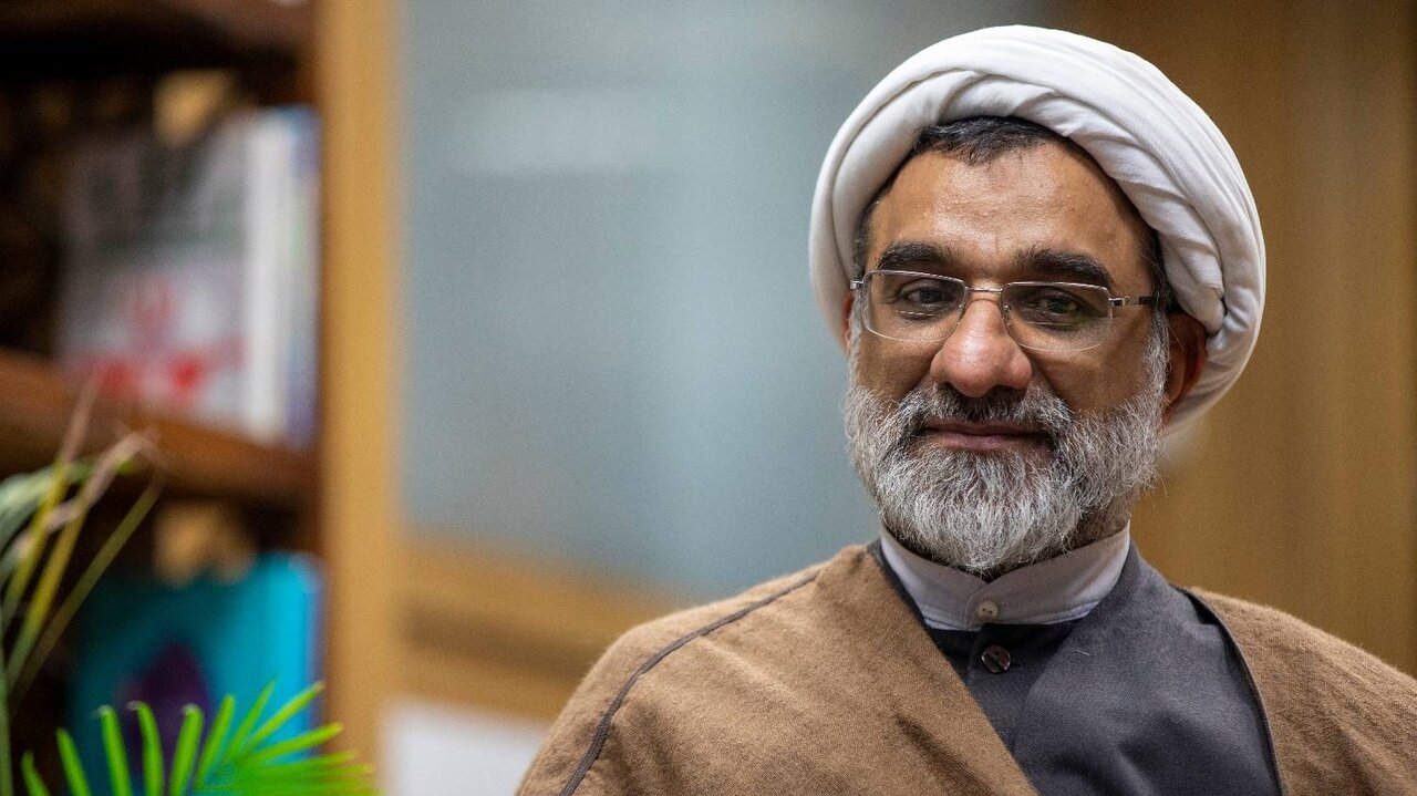 گزارش موفقیت: واکنش دبیر شورای عالی انقلاب فرهنگی به سخنان معاون اول رئیس‌جمهور | مهر - کد f756