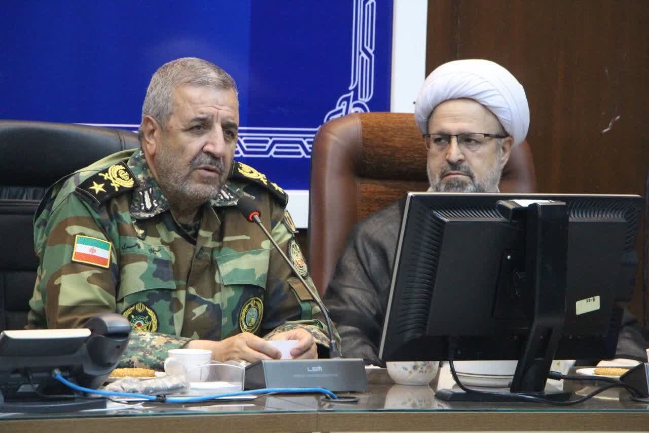 گزارش تحلیلی: والدین شهدا فرزندانی ولایی و مؤمن تربیت کردند | مهر - کد b7bf