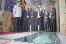وزیر علوم در گلزار شهدای سمنان؛ اقتدار علمی کشور ثمره خون شهدا است