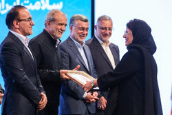 مراسم گرامیداشت «روز پزشک»