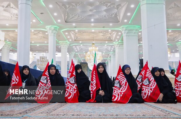 اجتماع بزرگ بانوان در بیعت با امام زمان (عج) در مسجد جمکران