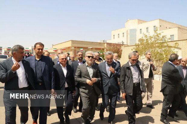 بهره‌برداری از دو طرح فناورانه دانشگاه سمنان با حضور وزیر علوم
