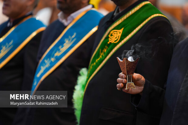 آیین«میثاق امت با امام» در شاهچراغ ع