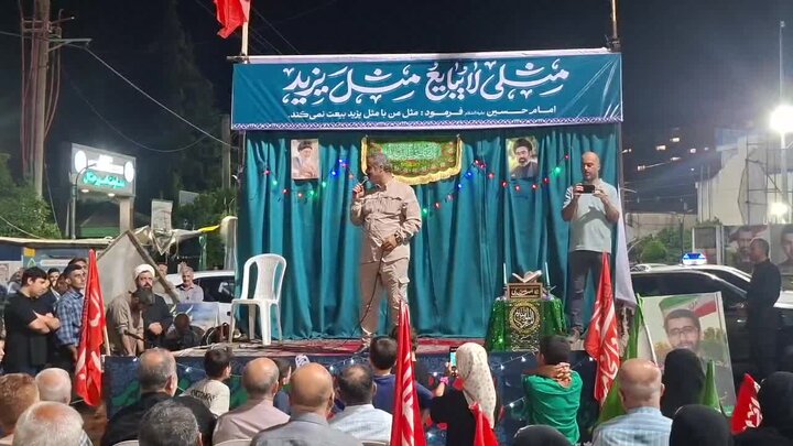 ایستادگی مردم مبعوث شده در مسیر انقلاب
