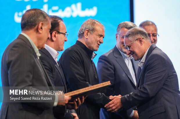 مراسم گرامیداشت «روز پزشک»