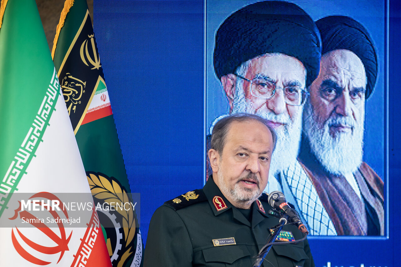 Iran to never surrender to pressures: Acting defense minister