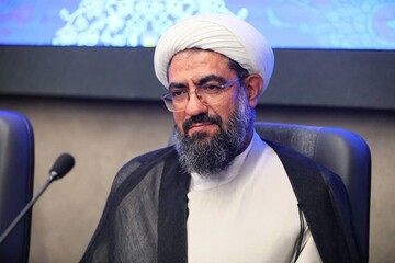 مراکز آموزش عالی باید راهکارهایی برای حل چالش‌های کشور ارائه دهند