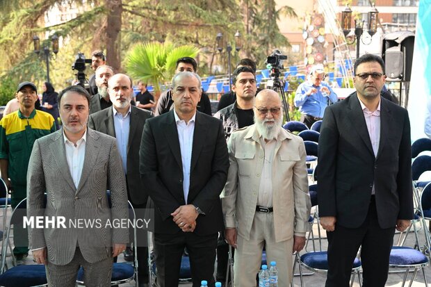 بوستان جهاندیدگان زعفرانیه به بهره‌برداری رسید