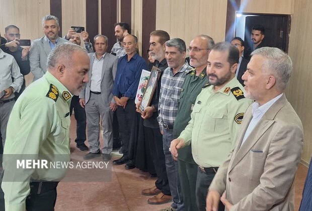 سرهنگ حسینی‌خواه فرمانده انتظامی شهرستان بهارستان شد