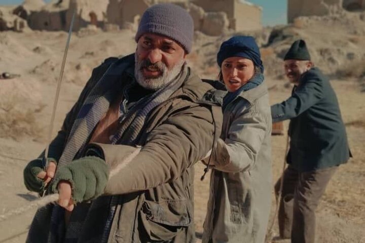 ماجرای عجیب ۲ مارگیر؛ بازیگران هزینه تولید را چندبرابر کرده‌اند