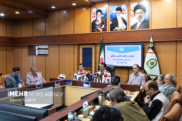 نشست رئیس پلیس راهور تهران بزرگ با خبرنگاران