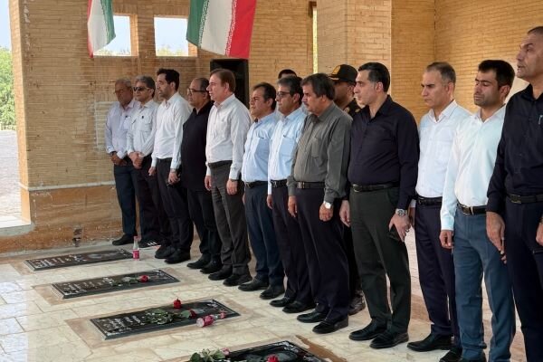 بررسی جامع: مسئولان استان بوشهر با شهدای جزیره خارگ تجدید میثاق کردند | مهر - کد 2fcf