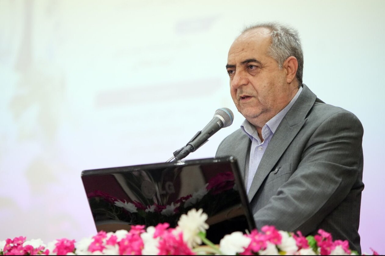 گزارش ویژه: استاندار آذربایجان شرقی بر نقش بی‌بدیل پزشکان در سلامت جامعه تأکید کرد | مهر - کد 2a79