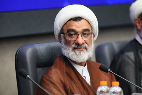 حمایت از نخبگان در دستور کار روسای دانشگاه‌ها قرار گیرد