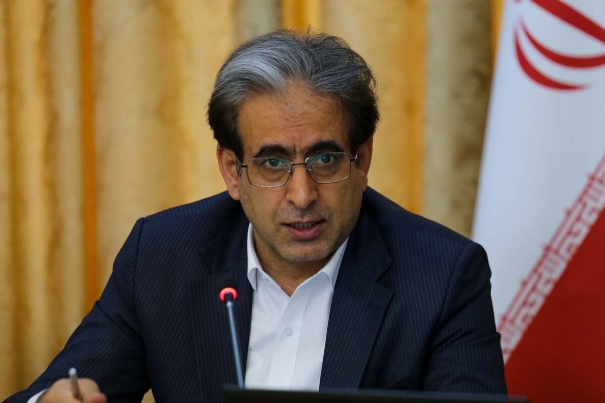 گزارش تحلیلی: محمدزاده: آرامش خانواده‌ها برای بازگشایی حضوری مدارس تأمین شود | مهر - کد 17e1