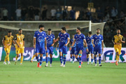 استقلال و تراکتور حسابشان را از بقیه جدا کردند/ پرسپولیس و یک شوک بد!
