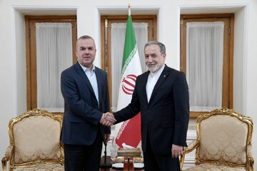 ایران خطے کے عوام اور دنیا کے آزاد انسانوں کے لیے باعث فخر ہے، لبنانی رکن پارلیمنٹ