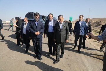 معاون اجرایی رئیس‌جمهور از طرح تعریض جاده قدیم قم-تهران بازدید کرد