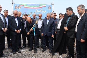 کلنگ احداث مدرسه ویژه کودکان اتیسم در رشت به زمین زده شد