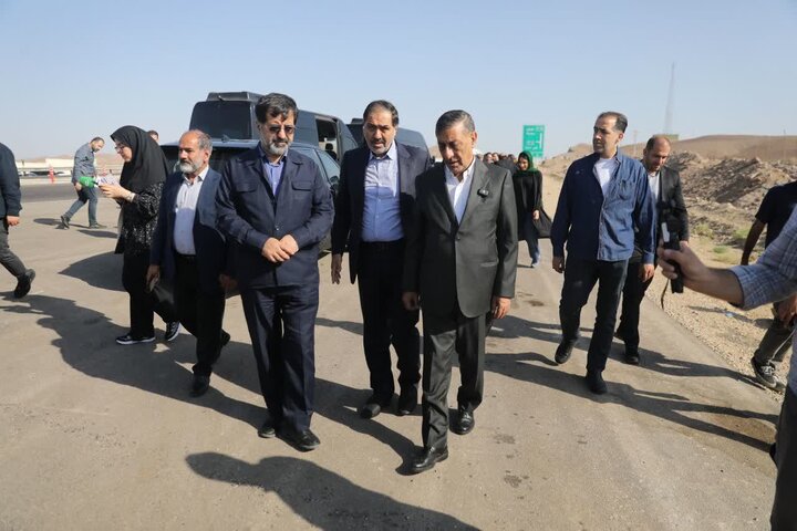 معاون اجرایی رئیس‌جمهور از طرح تعریض جاده قدیم قم-تهران بازدید کرد
