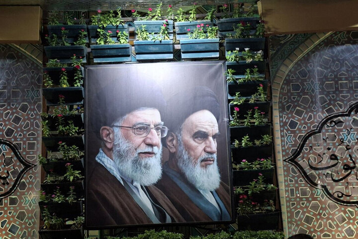 حال و هوای حرم رضوی پیش از مراسم اربعین تدفین رهبر شهید