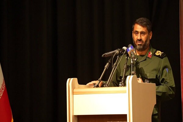علاوه بر میدان، در رسانه و روایت هم دشمن را شکست دادیم