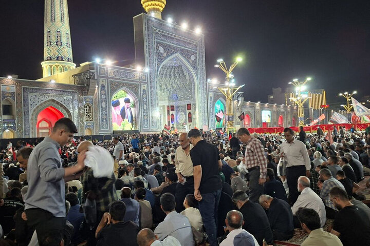 آغاز مراسم چهلم تدفین «آقای شهید ایران» در حرم امام رضا(ع)