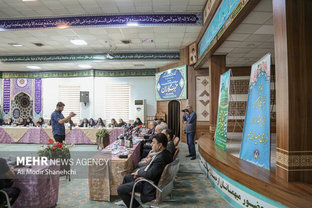 نشست خبری رئیس کمیته امداد امام خمینی(ره) در مشهد