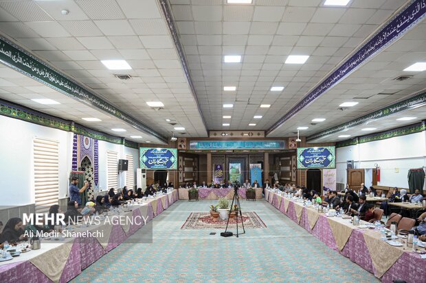 نشست خبری رئیس کمیته امداد امام خمینی(ره) در مشهد