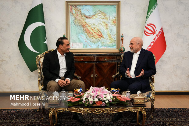 دیدار عاصم منیر فرمانده ارتش پاکستان با قالیباف