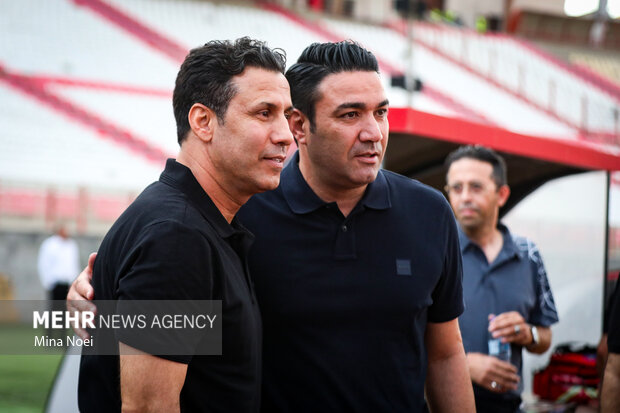 لیگ برتر فوتبال - تراکتور و پرسپولیس