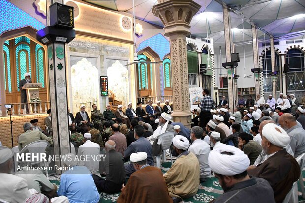 مراسم گرامیداشت هفته وحدت در بیرجند