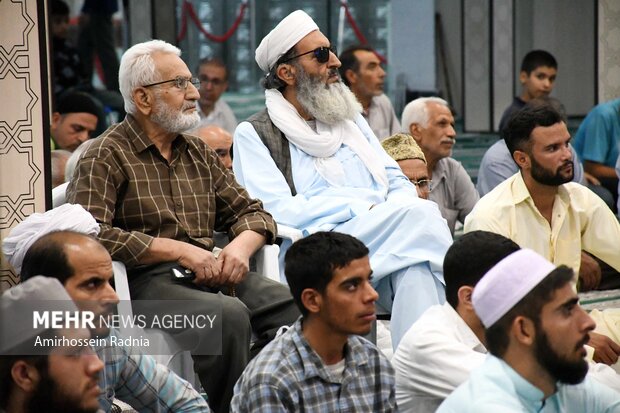 مراسم گرامیداشت هفته وحدت در بیرجند