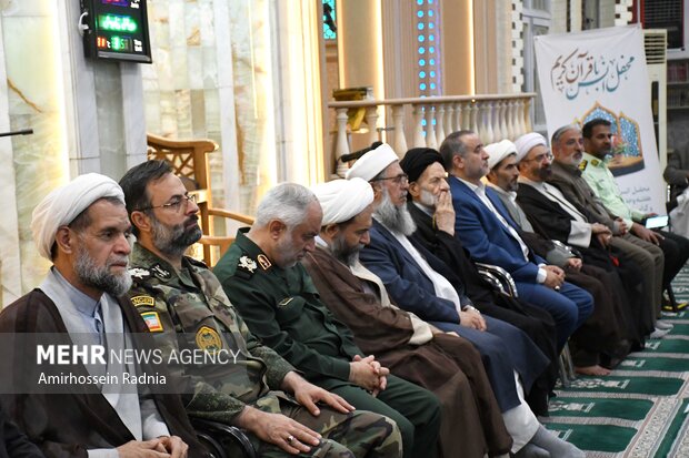 مراسم گرامیداشت هفته وحدت در بیرجند