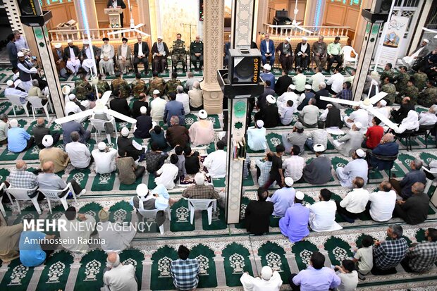 مراسم گرامیداشت هفته وحدت در بیرجند