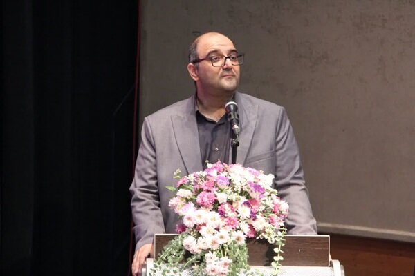 استاد جلیل رسولی نماد استمرار و پویایی در هنر خوشنویسی ایران