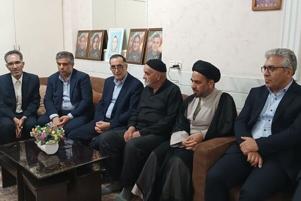 تحلیل: موسوی: خمین به قطب بین‌المللی ترویج فرهنگ ایثار و شهادت تبدیل شود | مهر - کد aeff
