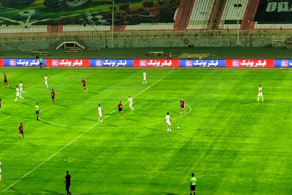 توقف پرسپولیس در تبریز