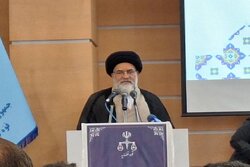 برخورد قاطع با مفسدان ومخلان نظم؛مطالبه نماینده ولی فقیه از دستگاه قضا