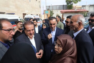 بازدید معاون رئیس‌جمهور از خانه ایثار و آسایشگاه جانبازان ایلام