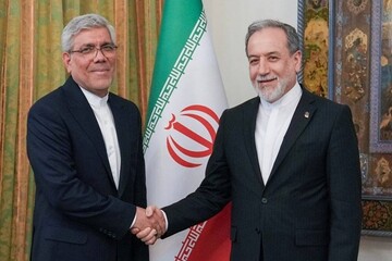 دیدار سفیر جدید ایران در بلاروس با عراقچی
