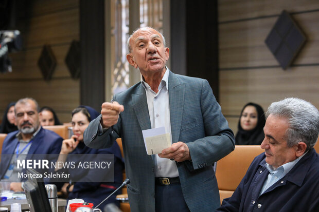 سفر وزیر ورزش و جوانان به چهارمحال و بختیاری
