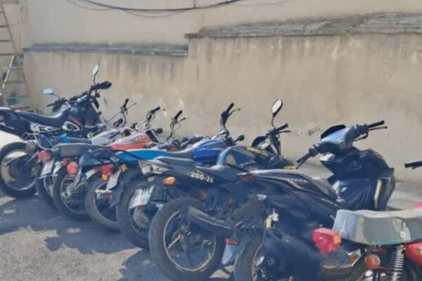 کشف ۱۶ دستگاه  موتورسیکلت مسروقه در مرند